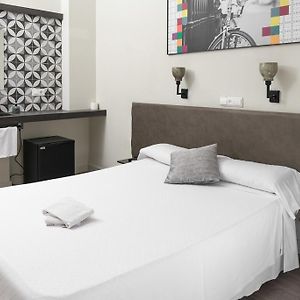 Habitación Económica con Cama King